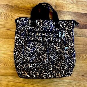 Baggallini convertible travel bag tote backpack carry on personal item
